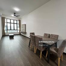 D'Summit Service Residence fully furnished and hot area low floor unit