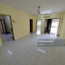 Apartment Subang Suria U5 Ground Floor unit