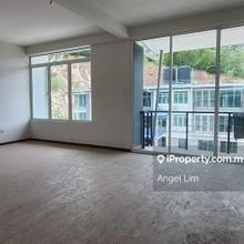 2.5 storey 
