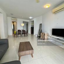 Great natural sunlight yet airy unit, well maintained house