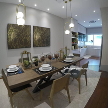 Rare find interior designed house in golf club!