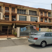 Prime Loc Affordable 2.5-Storey Terrace House Peaceful Neighborhood 