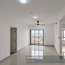 Berkeley Uptown Residence Klang Partial Furnish 3 Rooms 2 Baths