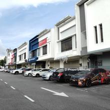 Good Deal Horizon Hills Double Storey Shoplot Facing Mainroad 