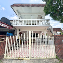 Corner Lot Double Storey Terrace Taman Serdang Jaya Seri Kembangan 