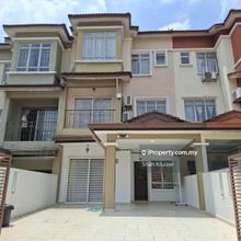 Spacious 3-Storey Terrace in Puncak Jalil Fully Furnished!