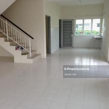 Double-storey Corner House for Sale. Can Park easily up to 5 cars.