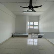 2 Mins Driving Distance to MRT Station, Move in Condition, Non Bumi