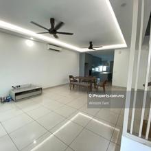 Kitchen cabinet, Balcony, Air conditioner, Built In Water Heater