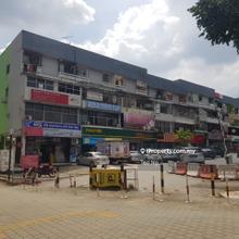 Spacious shoplot at Taman Desa