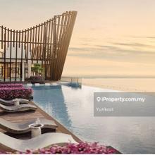 Crown, Tanjung Tokong