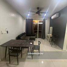 Fully Furnished High Floor Unit Kampung Paloh