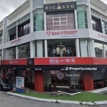 4-Storey Shoplot Facing main road at Jalan Radin Anum, Sri Petaling