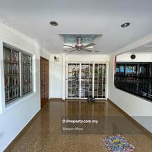 Single storey terrace @ Freehold @ Fully renovated @Move in condition 