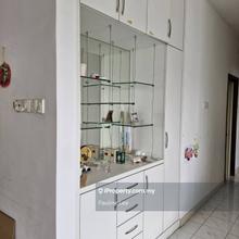 Less than 5 minutes drive from Leisure mall & public transport hubs.