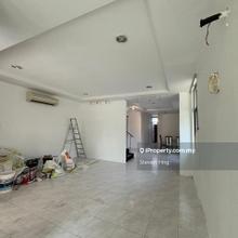2.5 Storey Terrace House at Solok Lunas close to Gurney Pulau Tikus