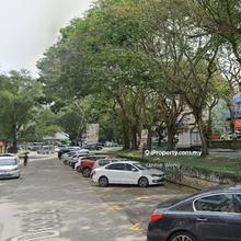 Desa Aman Puri Shops facing busy road at Kepong For sale