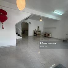 Partly Furnished Terrace House for Rent at Kota Damansara