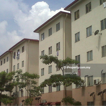 Puchong Utama Court 2 Apartment 