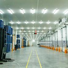 Warehouse suitable for cold storage and clean room