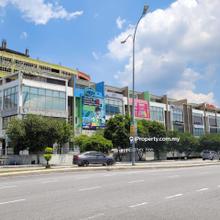 Below Market Mainroad 3 Storey Shop with Private Lift @ Dagang Cahaya 
