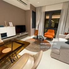 Viia Residence 1 Bed 1 Bath 636 sqft Renovated Unit for Rent 
