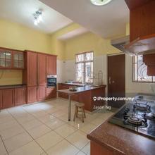 2 Sty Semi-D Cluster House Freehold