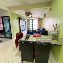 Indah alam( subang Andaman) 4 rooms 2 bath 2 parking furnished