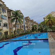Freehold Walk Up Apartment, Golden Shower, Klebang