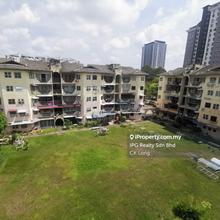 Gated Guarded, Renovated Unit, Move In Condition, 400m To Shop