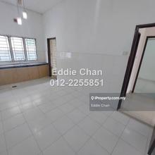 Freehold 3-Storey Terrace @ Sentul Bahagia, Less than 10 years House