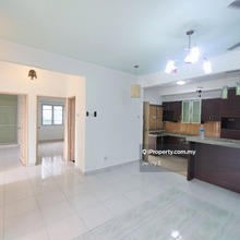Full loan, freehold renovated unit, well maintain