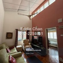 Freehold 2-Storey Terrace in Taman Zooview, Strategic Location