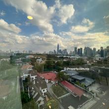 Freehold Luxury Condo, Ready Move in Developer Units, 5 minute to KLCC