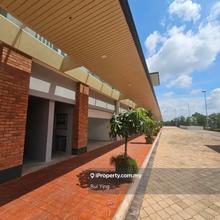 Lifestyle retails shop , Gamuda Cove Townsquare Dual Entrance 
