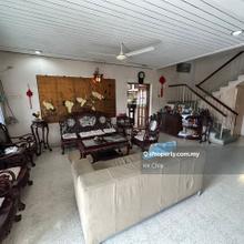 Nice and well renovated 2 joints house