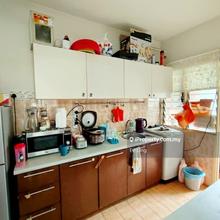 Saraka lift apartment for sale,puchong taman wawasan,high floor,corner
