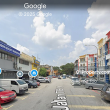 Centre Point Batu Caves Facing Boltan factory 