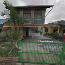 Residential land with a building at Kluang Kg Sri Lalang for sale
