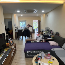 Renovated 1st flr Town House at Avant Court 