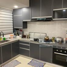 Worth rent unit,  Seaview, Renovated, Furnished, 1 Carpark 
