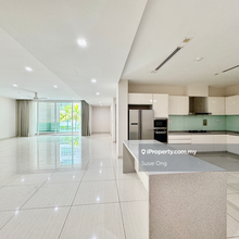 4 bedrooms in Taman U-Thant for rent !