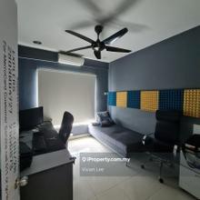 Park avenue condo fully renovated