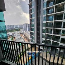 Partially Furnished 2 Bedroom Unit With 2 Carpark