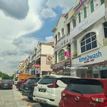 Dataran Sunway Shop 22x75