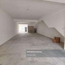 Enstek Irama Tiara Bidara Biz Sendayan Shop for Rent