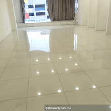 Shop-office for Rent at Seksyen 7