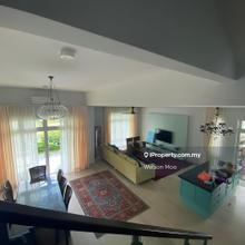 2.5 Storey Zero Lot Bungalow@Partial renovated@Facing Lake & Mountain 
