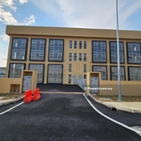 New Freehold 3 storey Semi-D factory Setia Alam Shah Alam