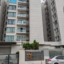 8 Petaling condo unit for rent! 